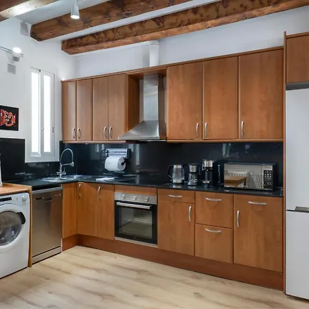 דירה Ramblas Waterfront ברצלונה