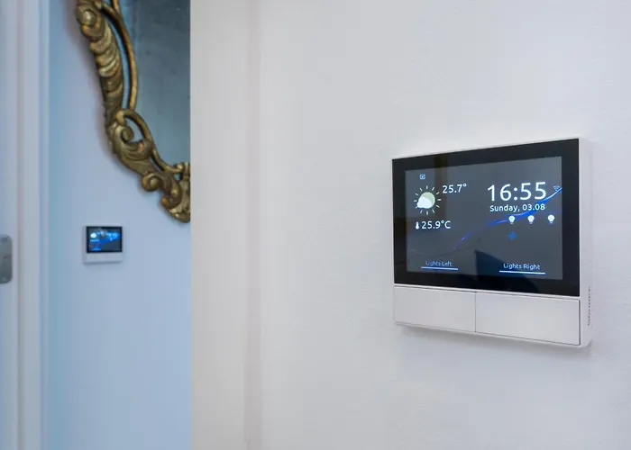 דירה Ramblas Waterfront ברצלונה